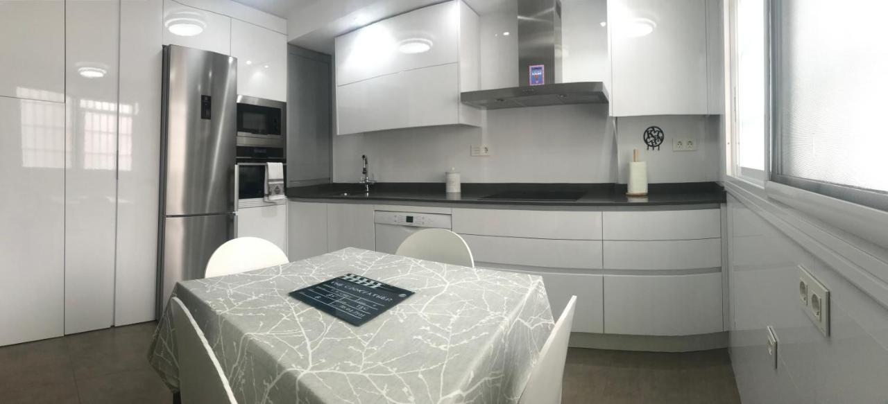 Apartamento Con Parking Gratis En El Centro, 2 Dormitorios Almeria Exterior photo